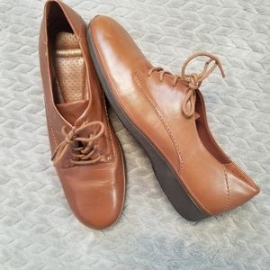 Cognac Brown Leather Comfort Oxfords